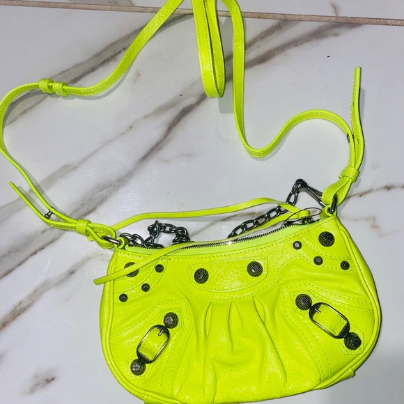 LE CAGOLE MINI BAG WITH CHAIN CROCODILE EMBOSSED - Picture 1 of 4